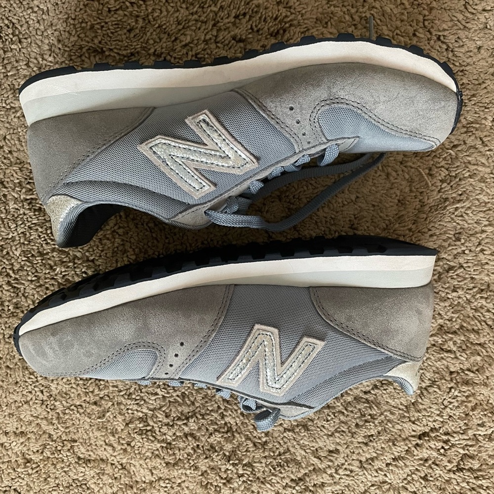 New Balance 311 Shoes